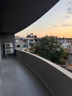 Gray & White Escape - Shkoder - 6