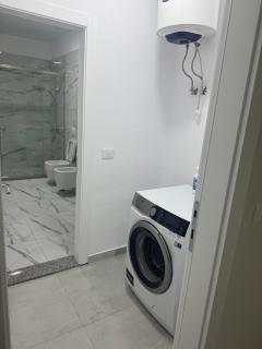 Gray & White Escape - Shkoder - Shkodër - 2