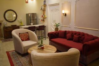 Juhi's Nest-A Royal suite - 8