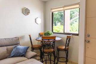 Cozy Condo with Panoramic Hillside Views from Rooftop Terrace and Short Walk to Beach - Coco - 6