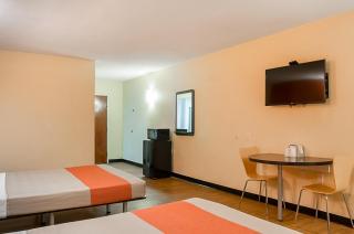 Motel 6-New Orleans, LA - Near Downtown - New Orleans - 1