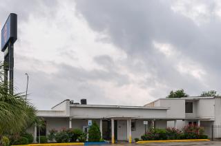 Motel 6-New Orleans, LA - Near Downtown - 0
