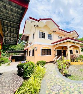 Chateau La Princesa rooms with garden, Bar & billiard - Città di Puerto Princesa - 8