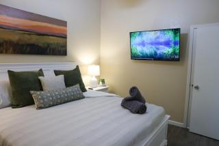 Sequoia Serenity 4 Mi to Sequoia, King Bed - 8