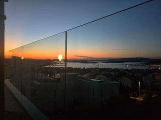 Penthouse SeaByMe with 2 Terraces - Murter - 8
