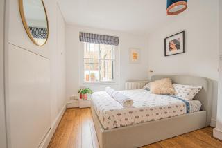 Stylish Flat Near Hammersmith & Holland Park - 2