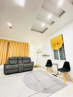 JiJu90s Japan homestay Westlake - Hanoi - 0