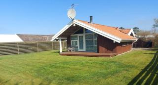 Modern Holiday Home With 200M To Beach - Store Fuglede - 0