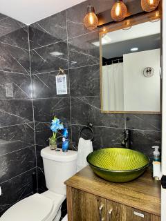 Hotel-Style, No Host, Professionally Managed ID252 - Jersey City - 7