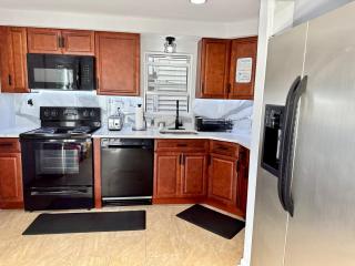 Hotel-Style, No Host, Professionally Managed ID252 - Jersey City - 2