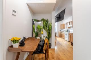 Elegant 4 Bedroom residence in downtown MTL - Montréal - 8