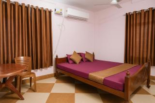 Pathersathi Canning Hotel & Restaurant - 2