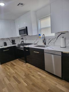 Tkc Villa - Newark - 7