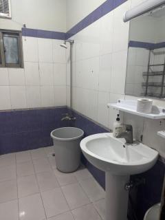 Three bed apt at F11 Markaz - Islamabad - 7