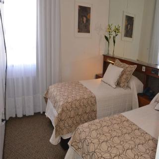 Hotel EDEN CLIFF Unit OF Gross Group Near DELHI AIRPORT - New Delhi - 1