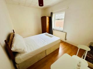 Cozy Corner Stoke - Stoke on Trent - 3