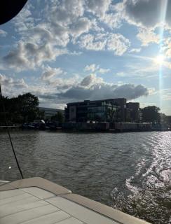 Night on Bayliner Lincoln waters - South Carlton - 9