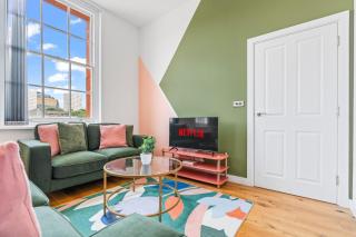 2 Bed Apartment | Central Birmingham | Sleeps 5 - 7