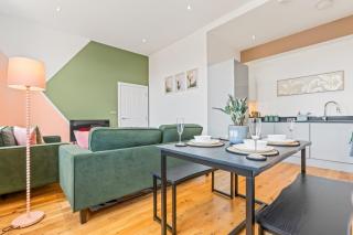 2 Bedroom Central Apt | JQ | Central Birmingham - Birmingham - 5
