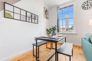 2 Bedroom Central Apt | JQ | Central Birmingham - Birmingham - 4