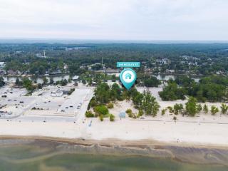 Adrian's Suites 1 Bedroom Junior Suite - Wasaga Beach - 6