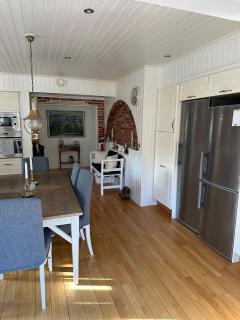 Spacious and well-equipped - Henån - 4