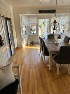Spacious and well-equipped - Henån - 1