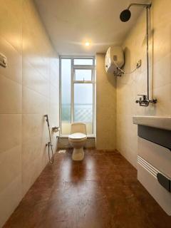 1BHK with 2 ACs, 2 LEDs, and Wifi in Bahria Town Lahore - Lahore - 7