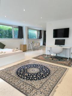 The House of Marbles - 7