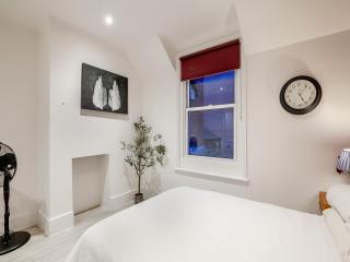 Dragon Pad - Uk46422 - Royal Tunbridge Wells - 1