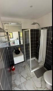 studio dans villa - 3