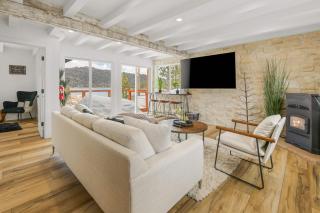 Luxe Lakefront with Hot Tub, Fire Pit, Game Room, Boat Dock - 9