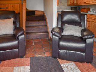 Uk46716 - The Stable - 6