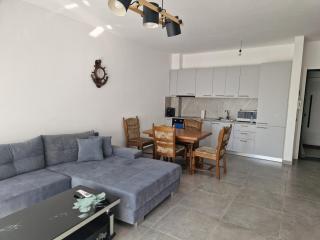 Berti's 13th luxury Apartment - Margjonaj - 3