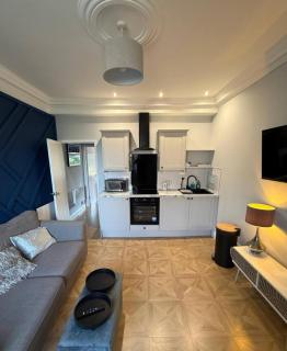 Cosy Perth Apartment - City Comforts - Perth - 8