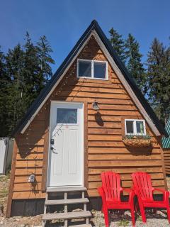 Mushroom theme cabin on 33 Acre Farm - Brew Bay - 0