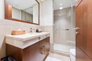 3BR Family abode with Iconic Burj Khalifa view - 1