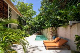 Art Bungalow Walking Distance To The Beach - 9