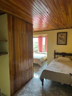 Monteverde Monkey Hostel - 4