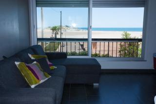 6 Person Beachfront Duplex Wifi Parking - 7