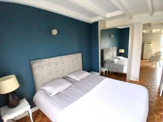 6 Person Beachfront Duplex Wifi Parking - 1