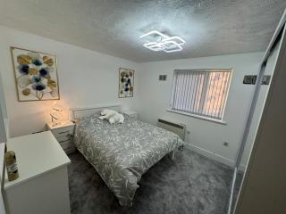 Modern Luxury Apartment - Moffat - 7