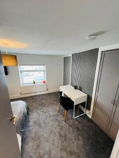 Rent in Worcester Studio 5 Bransford Rd - Moffat - 9