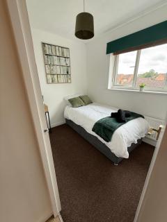 Modern 2BR Stay FREE WIFI FREE PARKING - Great Linford - 8