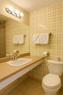 Empress Inn and Suites by the Falls - Niagara Falls - 5