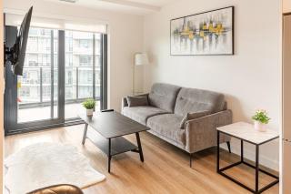 Scenic 2BR RiverView Suite in Downtown - Calgary - 0