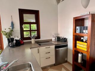 Villa at the Beach, Blue Bay Golf & Beach Resort - 2