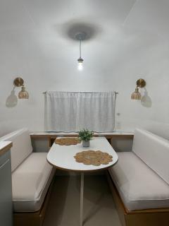 Boheme Retreats 1960s Vintage Camper Ella - Livingston Manor - 5