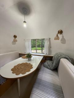 Boheme Retreats 1960s Vintage Camper Ella - Livingston Manor - 1