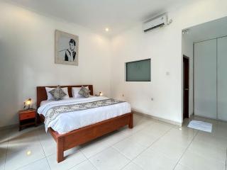 Mango Villa Seminyak - 3